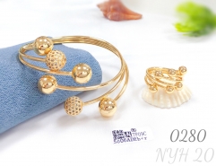 Ball style glossy gold/silver bangle ring set