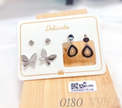 Teardrop-shaped black oil drop pendant earrings