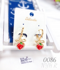 Strawberry-shaped champagne gold pendant earrings
