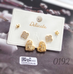 Heart-shaped four-leaf clover crown-shaped gold-plated earring set