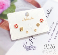 Small gold-plated flower and star stud earrings