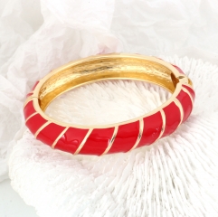 Red Oil Dripping Design Fashion Charm Bangle