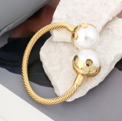 Big Pearl Cross Border Twisted Gold Plated Cuff Bangle