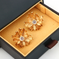 Stylish sunflower-shaped zircon stud earrings
