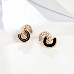 Elegant and stylish earrings