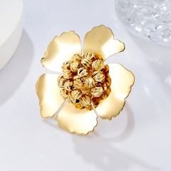 Textured Center Gold Flower Statement Ring