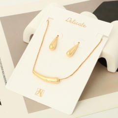 Curved Bar & Teardrop Gold Tone Jewelry Set