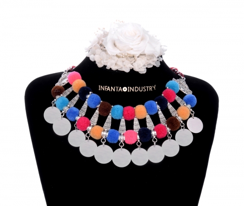 POM POM NECKLACE 18"