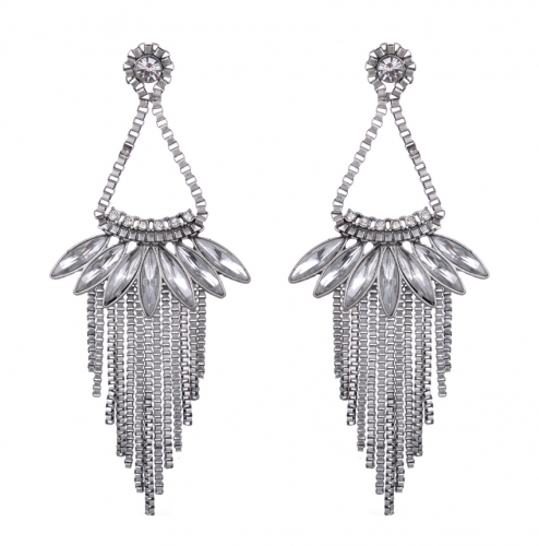 Vintage-Inspired Women's Earrings