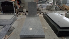 Light Grey Color American Style Tombstone Monuments With Good Design