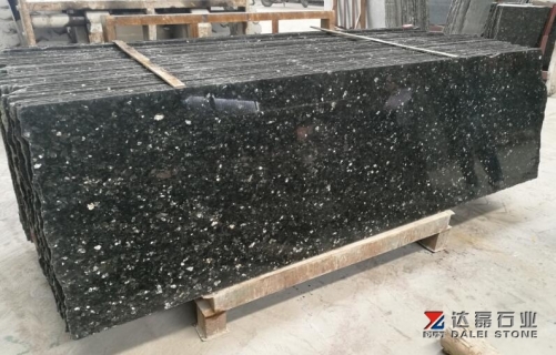 Emerald Pearl Granite Small Slabs Polished