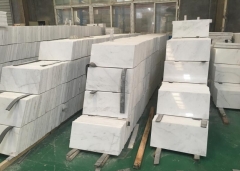 China Local White Marble Thin Tiles Polished Floor Project