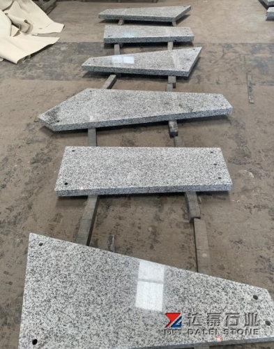 G603 White Granite Irregular Steps Stairs Cutting