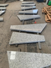 G603 White Granite Irregular Steps Stairs Cutting