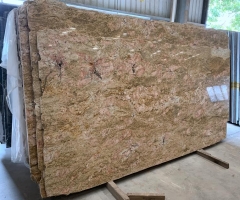 Emperor Gold Granite Polished Big Slabs For Kitchen Countertops