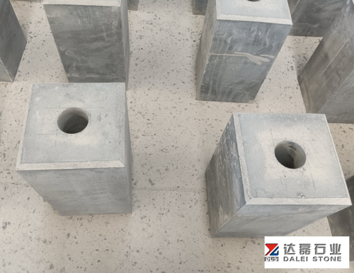 Blue Limestone Flagpole Base Stone With Hole Grinding 500 Degree