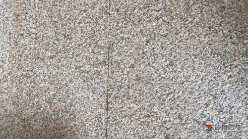 Yellow Rusty Granite G682 Bush Hammered Tiles