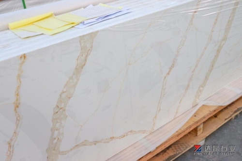 Calacatta White Quartz With Golden Line Countertops Kitchen