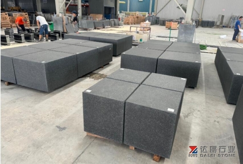 Pure Black Granite Kerbstone Flamed And Brush Paving Stone 