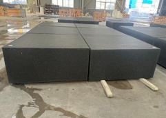 Pure Black Granite Kerbstone Flamed And Brush Paving Stone 