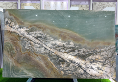 Brazil Natural Stones Natural Quartize Green Color