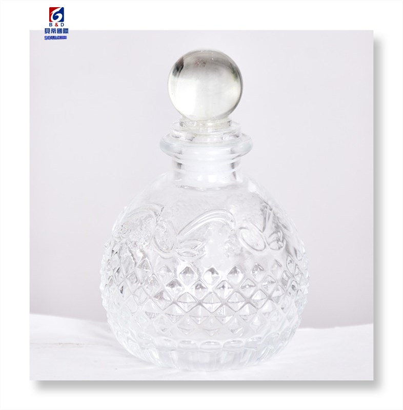 50ML Round Belly Carved Glass Aromatherapy Bottle