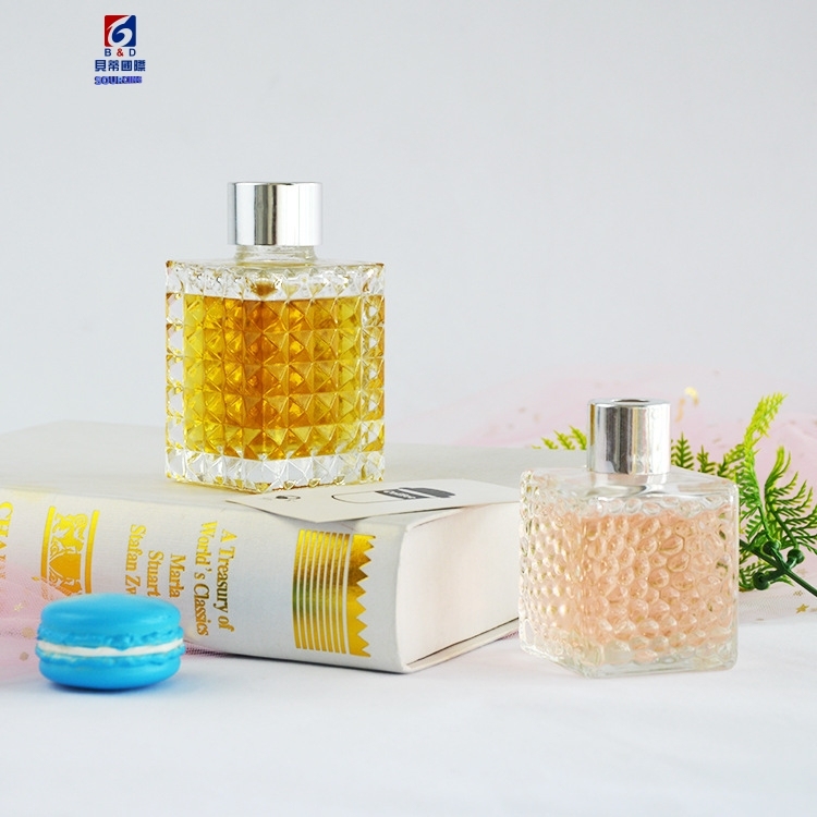 80/100ML Pineapple Pattern Cube Transparent Fragrance Glass Bottle