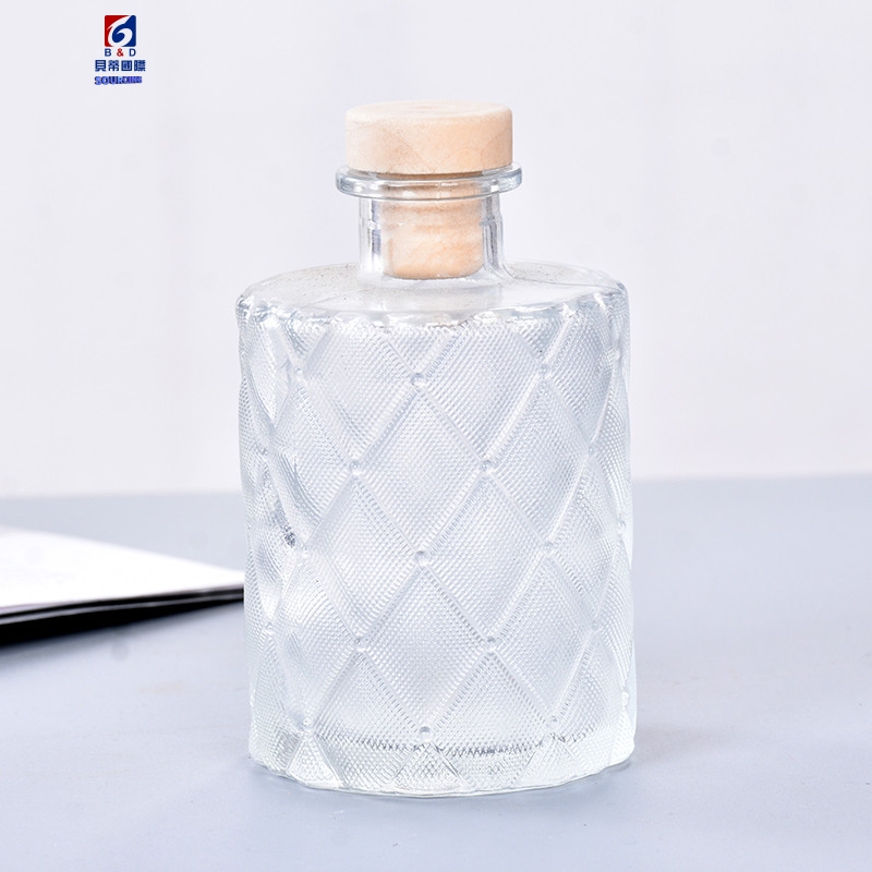 200ML Crystal White Check Rhomboid Glass Aromatherapy Bottle