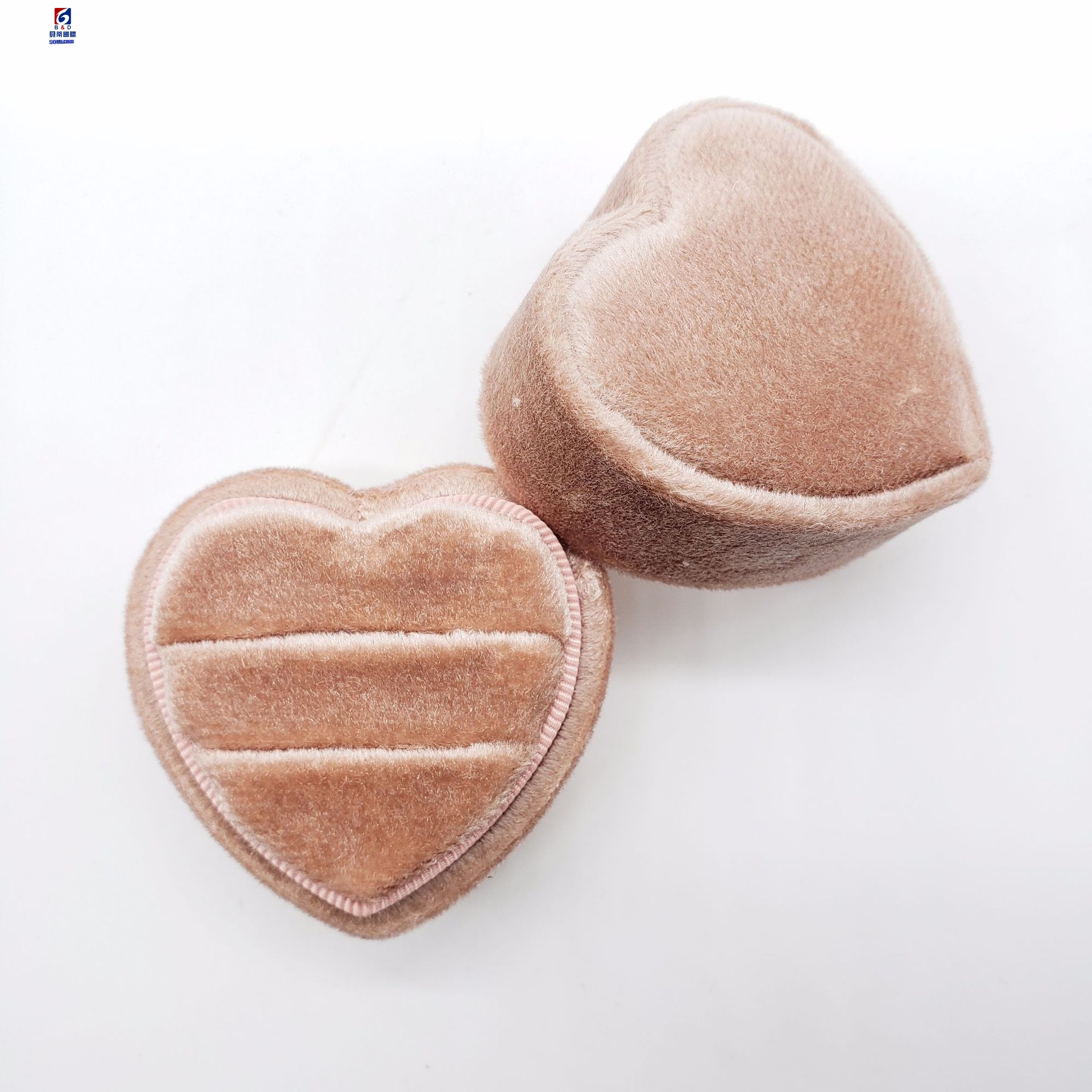 Heart-shaped Luxury Velvet Jewelry Box