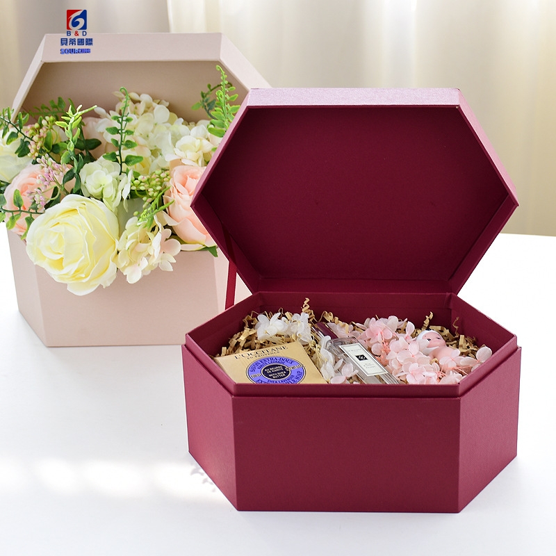 Diamond Hexagonal Wedding Gift Box