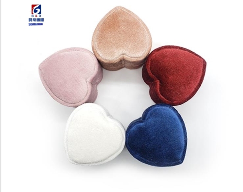 Heart-shaped Luxury Velvet Jewelry Box