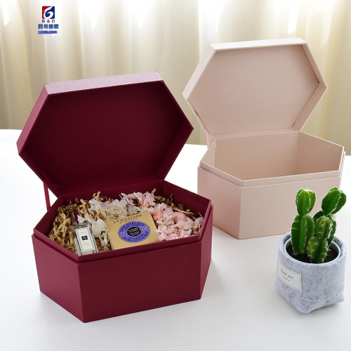 Diamond Hexagonal Wedding Gift Box