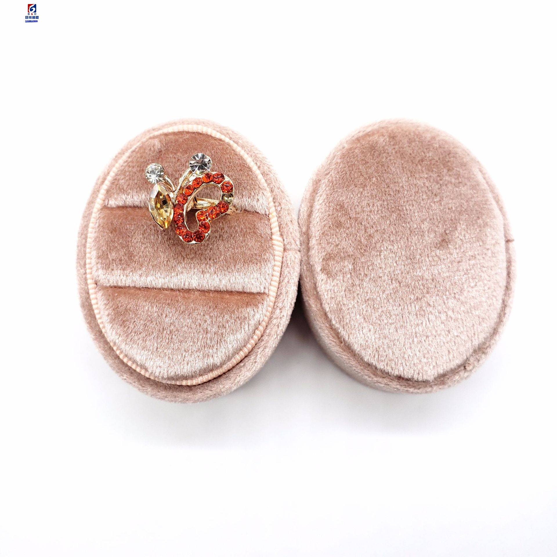 Oval Luxury Velvet Jewelry Box