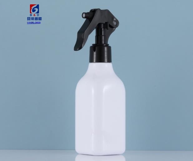 200ML Plastic Giraffe Mouse Spray Bottle