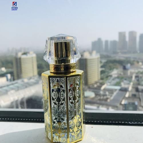 50ML Engraved Octagonal Perfume Spray Bottle With Screw Mouth