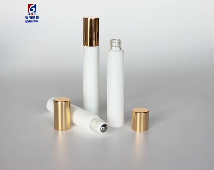 8ML White thin-wall spraying process roller bottle