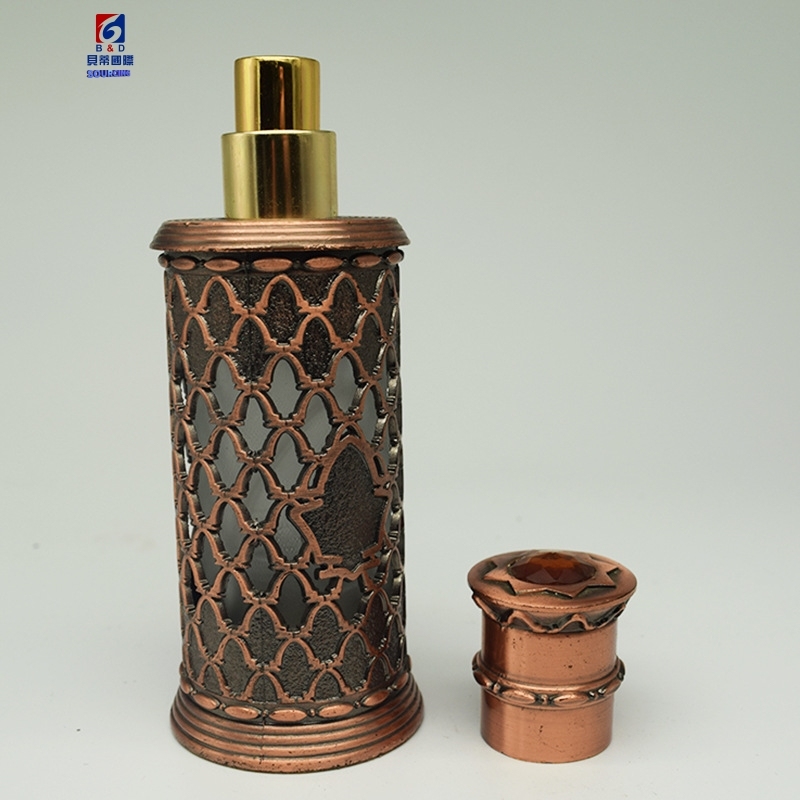 12ml Hollow Carved Metal Perfume Bottle