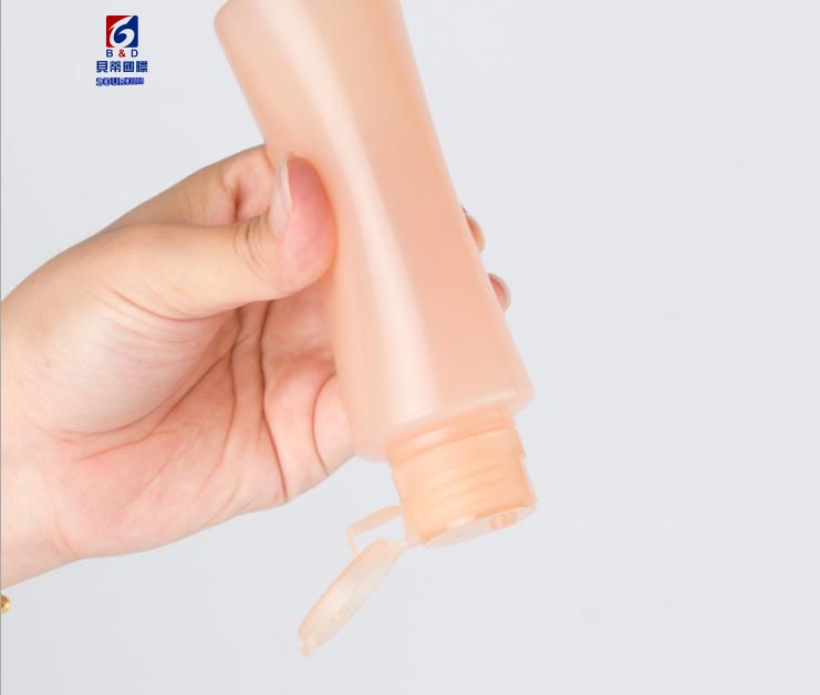 50/100ml Clamshell squeeze bottle