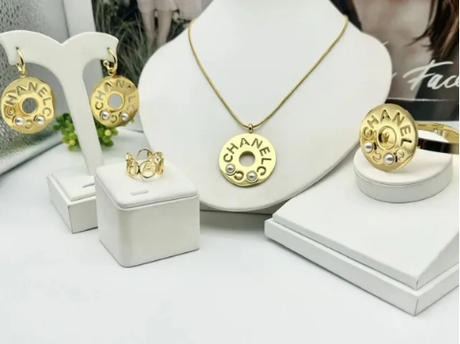 Stainless steel jewelry necklace earring Bracelet ring Wholesale