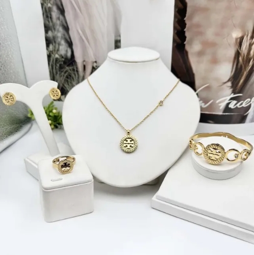 Stainless steel jewelry necklace Bracelet ring Earrings Wholesale