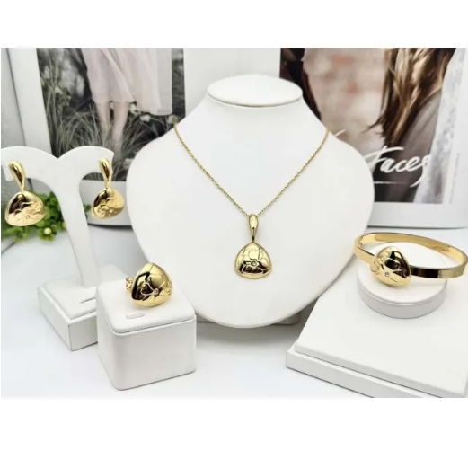 Stainless steel jewelry necklace Bracelet ring Earrings Wholesale
