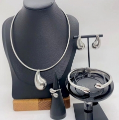 Stainless steel jewelry necklace bracelet ring Earrings Wholesale