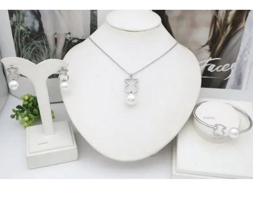Stainless steel jewelry Necklace Earrings Bangle Ring Wholesale for women