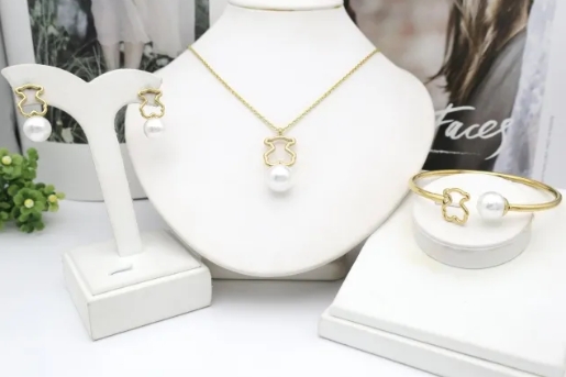 Stainless steel jewelry Necklace Earrings Bangle Ring Wholesale for women