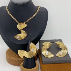 Stainless steel jewelry Necklace Earrings  Ring Wholesale for women