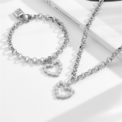 Stainless steel UNO DE 50  jewelry set，Bracelet，Necklack Wholesale