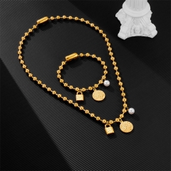 Stainless steel UNO DE 50  jewelry set，Bracelet，Necklack Wholesale