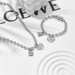 Stainless steel UNO DE 50  jewelry set，Bracelet，Necklack Wholesale