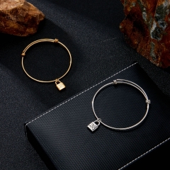 Stainless steel UNO DE 50  jewelry set，Bracelet，Necklack Wholesale
