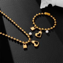 Stainless steel UNO DE 50  jewelry set，Bracelet，Necklack Wholesale